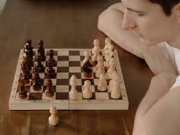 chess play thhinker