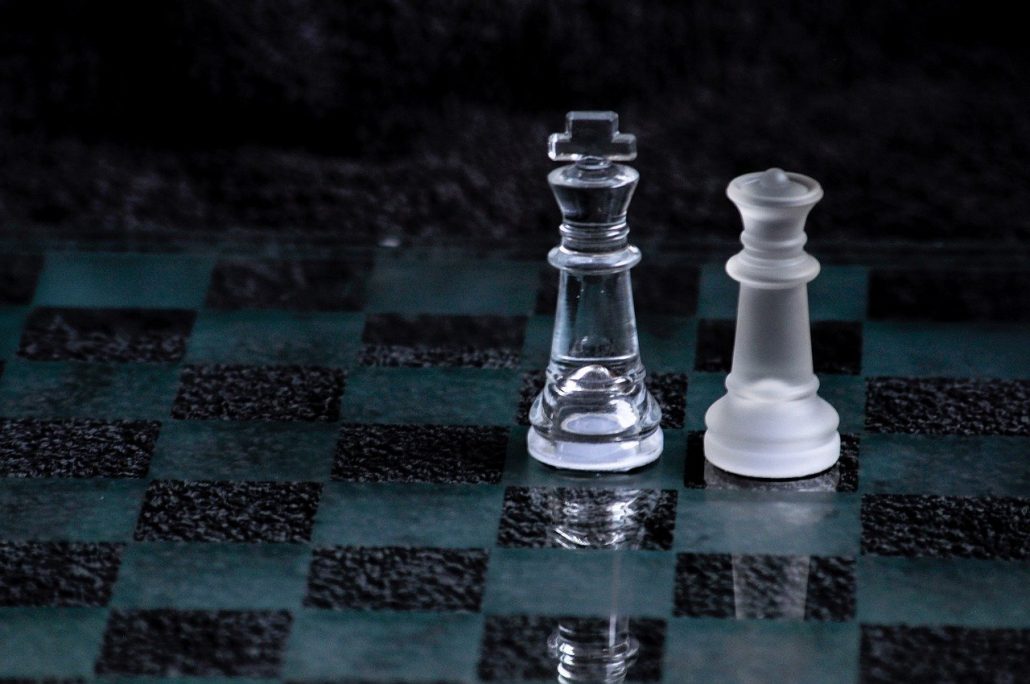 chess gambit pieces