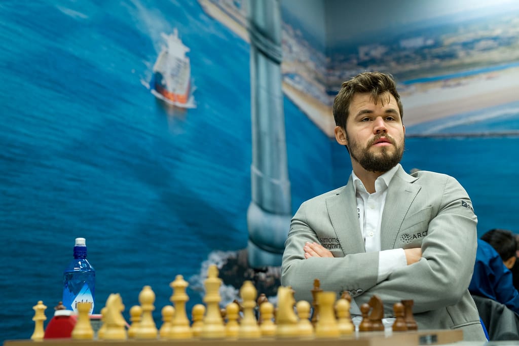 ▷ Hikaru Nakamura, currently Top 5 chess player in the world!