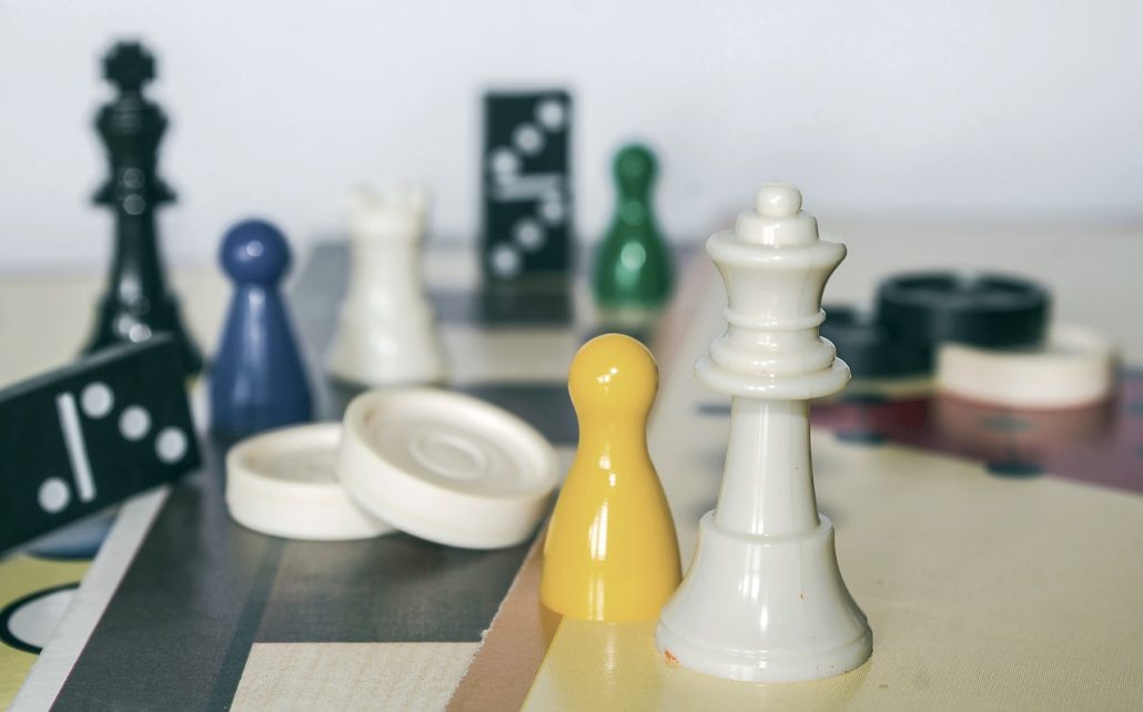 Which Is The Best Chess App? (5 of them) - Alberto Chueca - High Performance Chess Academy