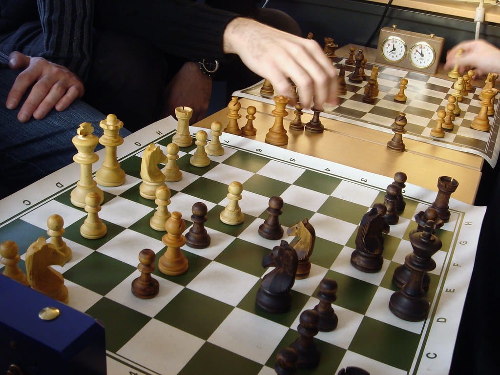 chess variation bughouse chess variation bughouse