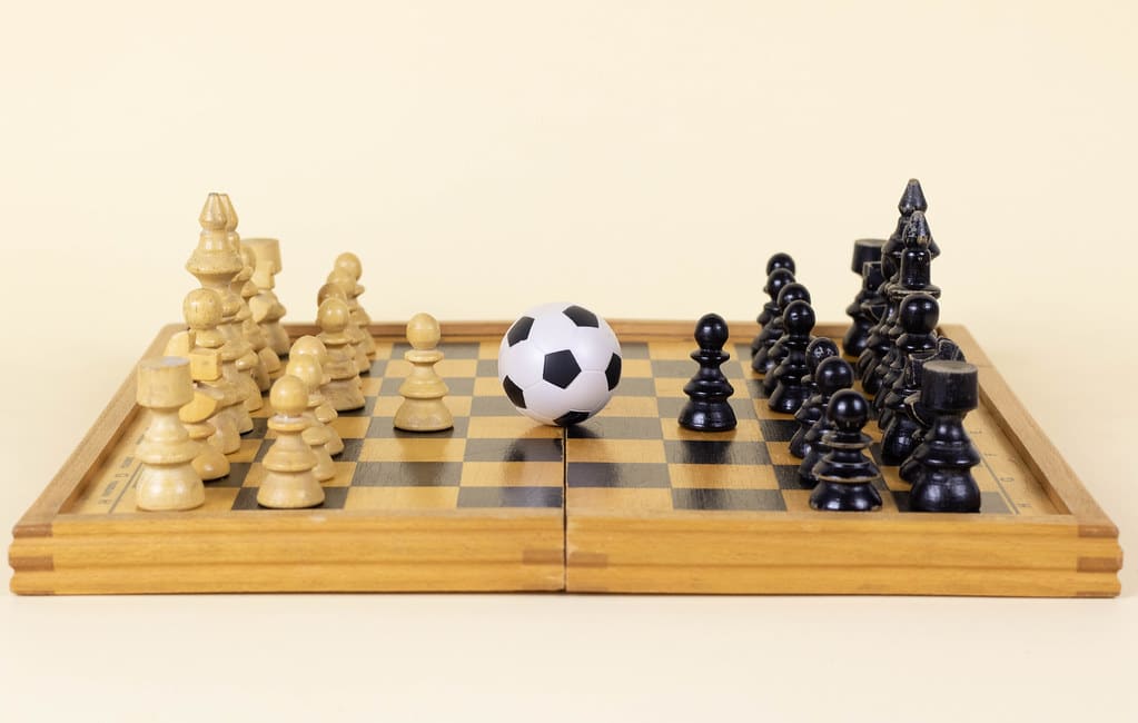 Play Chess & Earn Money!