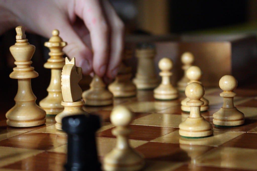 ▷ How To Play Chess With Friends Online