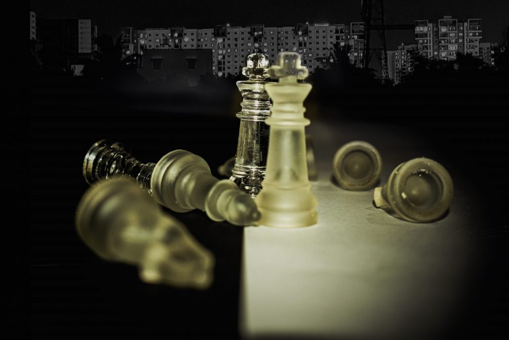 train chess online