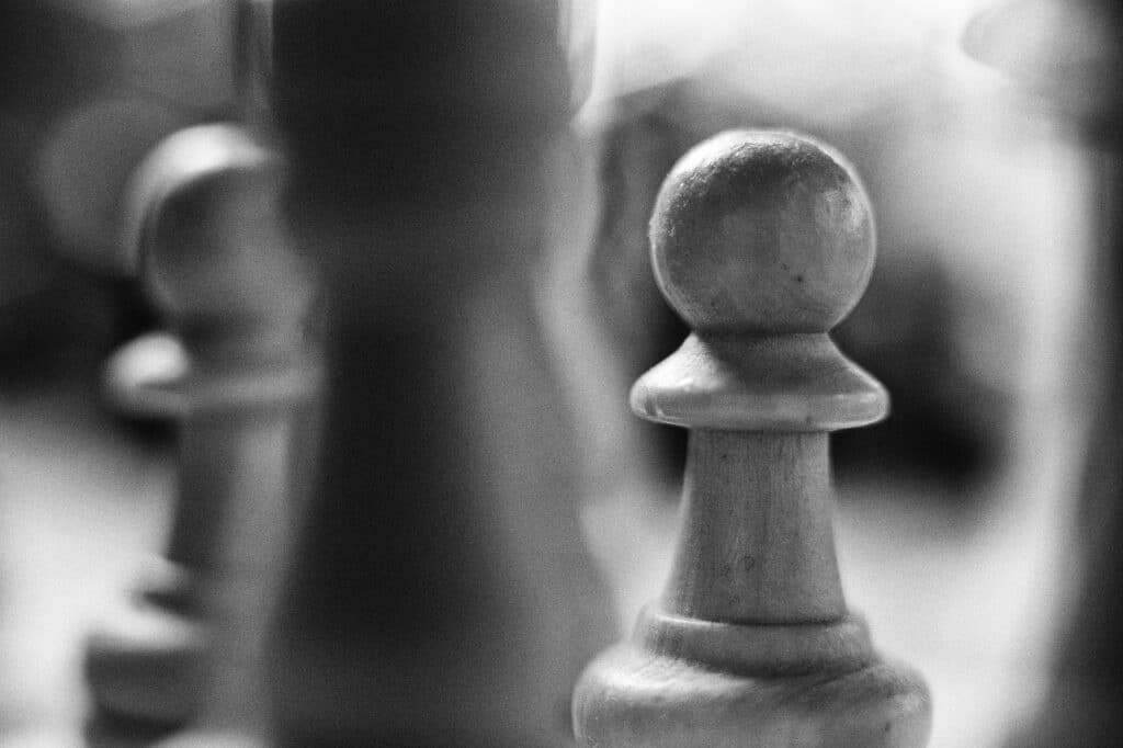 Does anybody have any tips on how to play against the Bowdler attack? : r/chess
