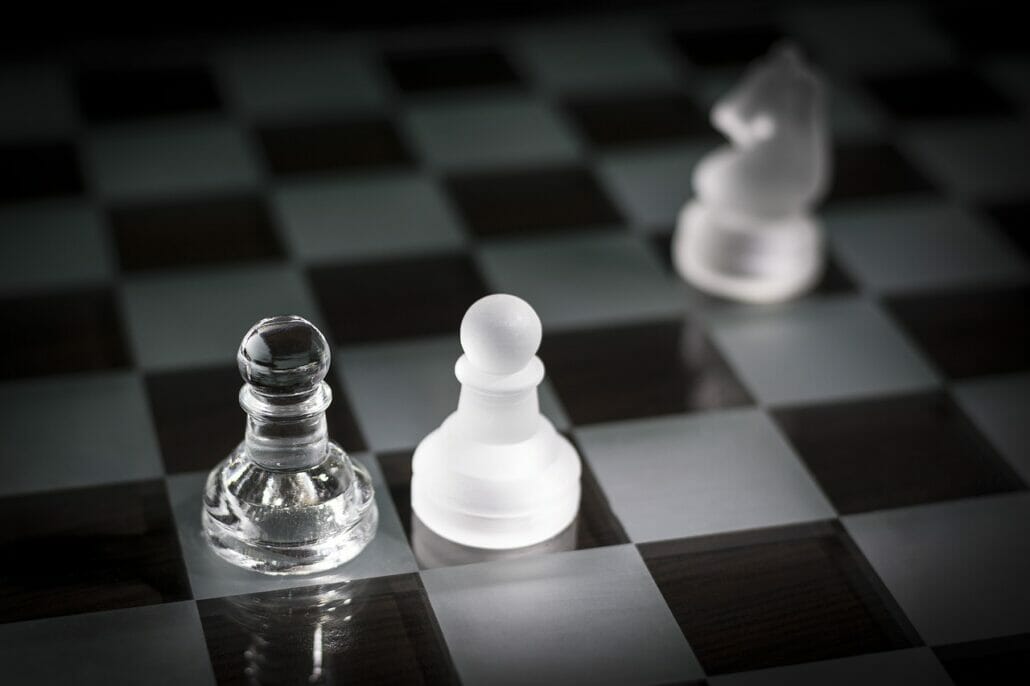 ▷ 3 Extraordinary accurate chess games