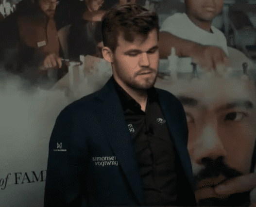 A Brilliant Champion: GM Ding Liren - Alberto Chueca - High Performance Chess Academy