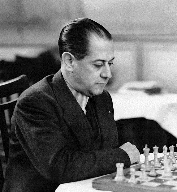 Chess Fundamentals, the amazing book of Jose Raul Capablanca 2 Chess Fundamentals, José Raúl Capablanca.