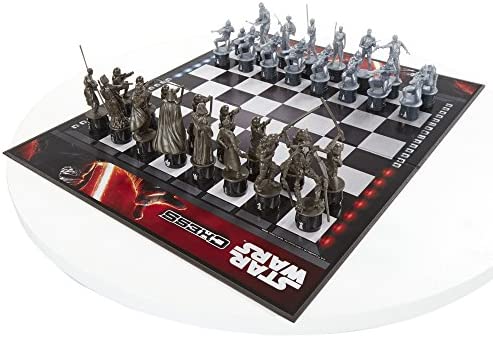 Starwars chess set  Star wars chess set, Star wars, Chess