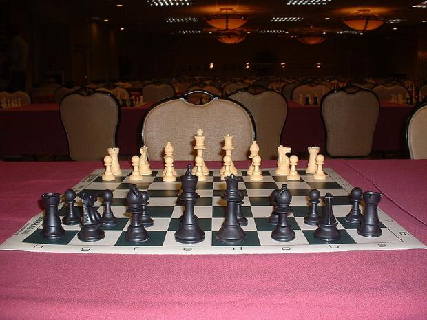How do I participate in a chess tournament?
