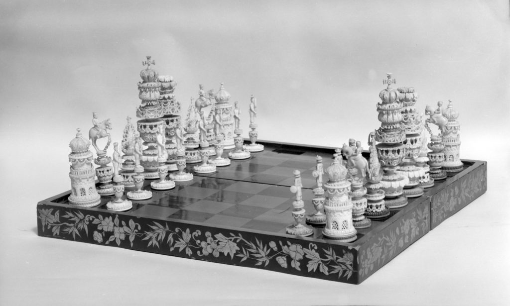 Civil war chess set