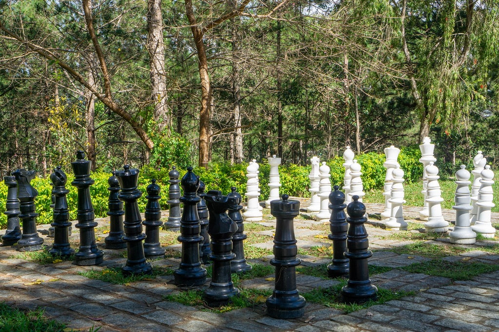 How big is giant chess?