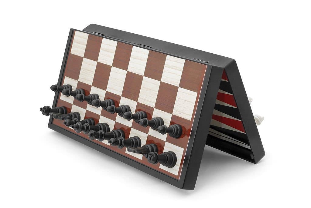 magnetic chess board