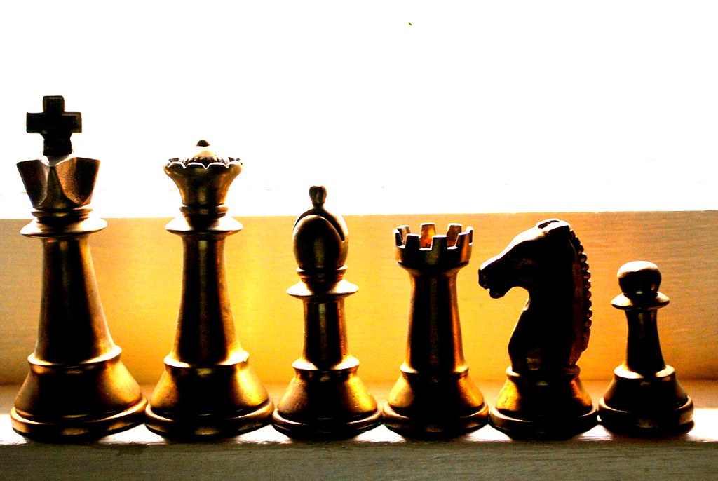 Metal chess set